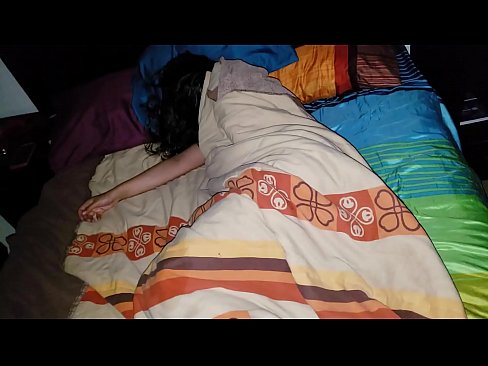 ❤️ Pinupunasan ng stepson ang kanyang batang madrasta habang natutulog ito. ❤️ Magandang porn sa tl.dickies-shop.ru ️❤